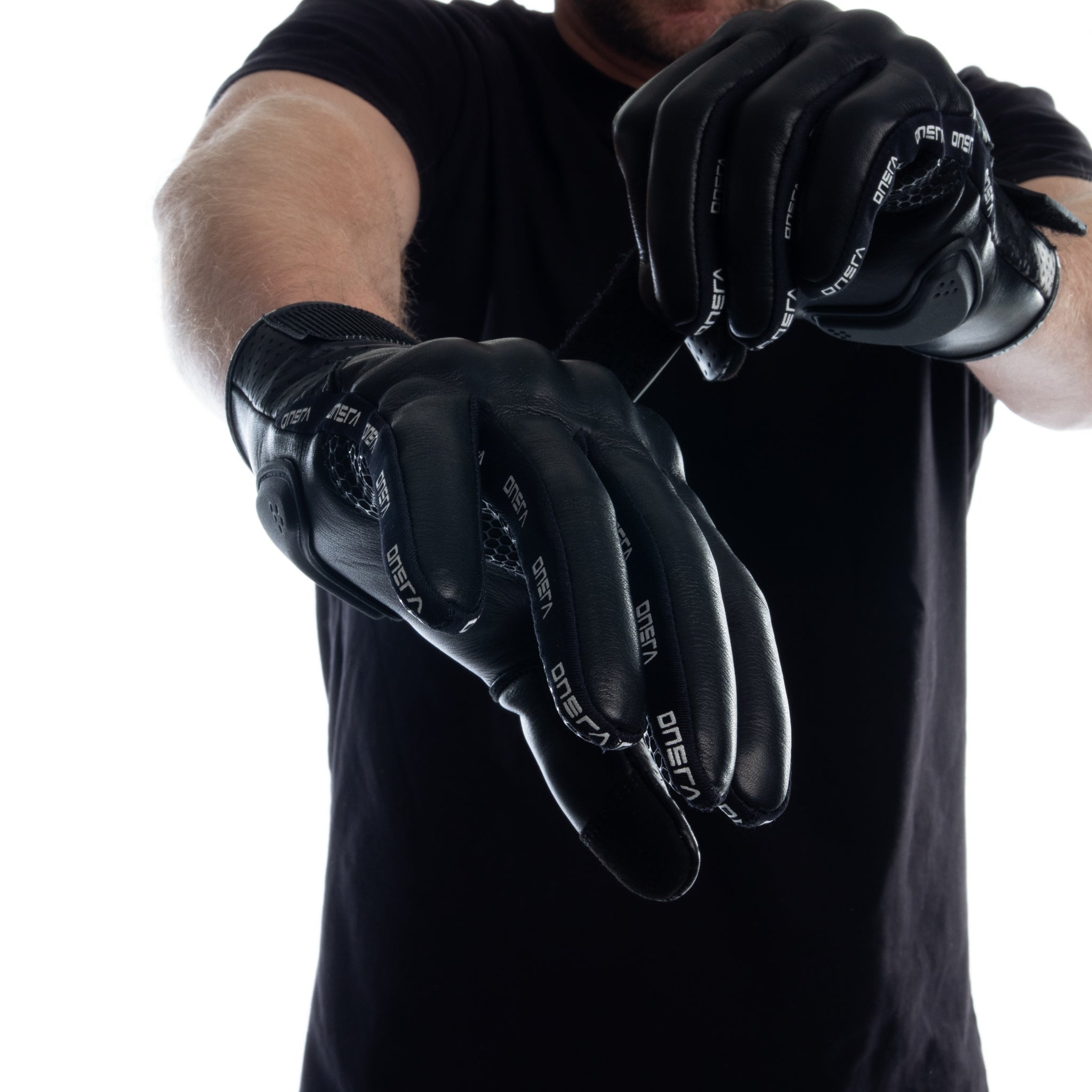ONSRA Electric Skateboard Gloves – short finger and long finger styles for e-skate, EUC, and motorcycle riders.