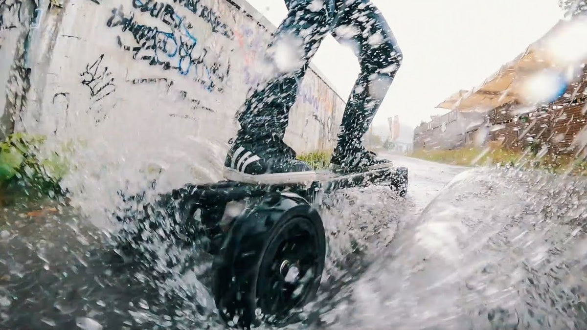 Les skateboards électriques les plus étanches – ONSRA les met à l’épreuve