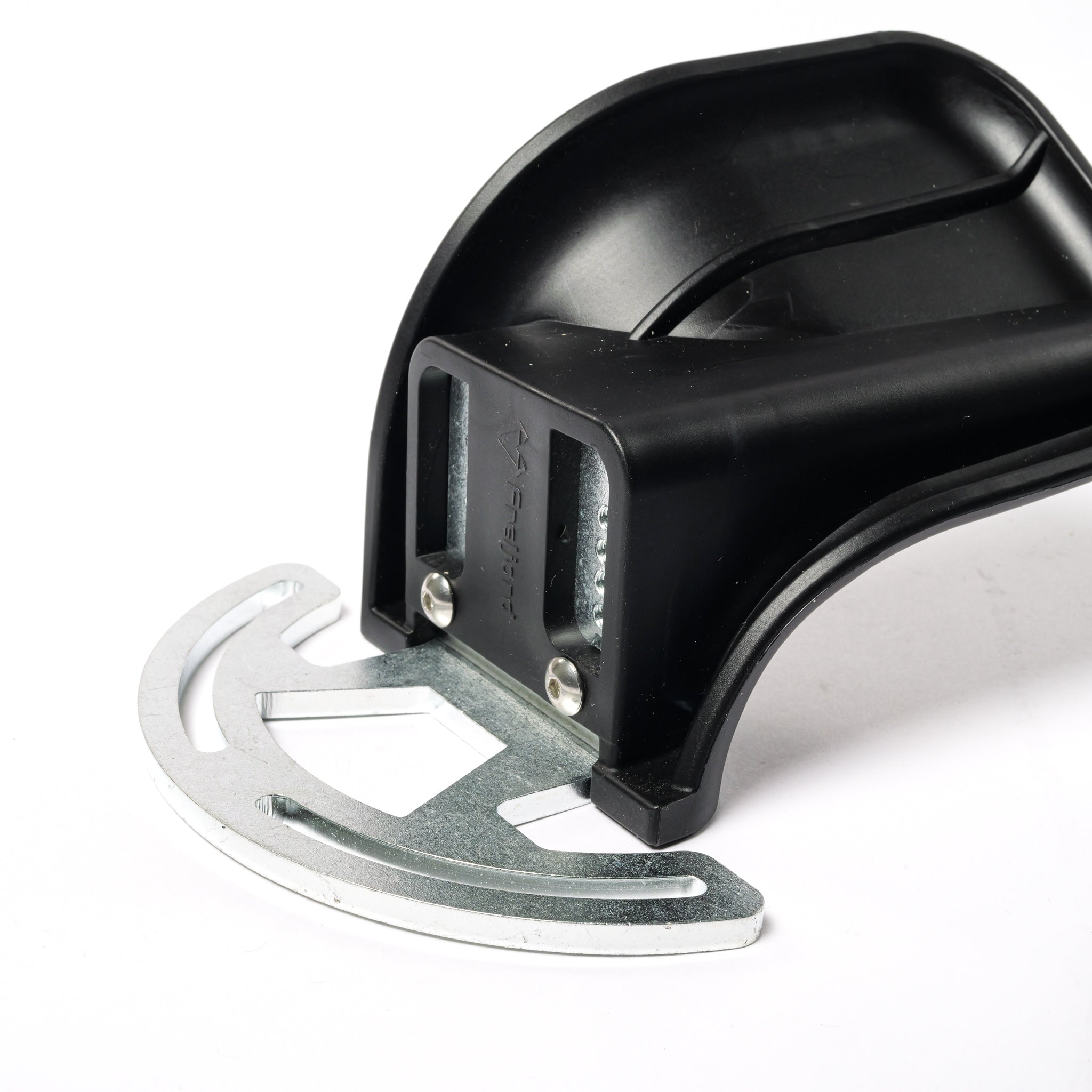 Black adjustable electric skateboard and longboard foot bindings with CNC steel mounting plate for downhill, freeride, carving, drifting, and off-road riding
Adjustable esk8 and longboard bindings with ergonomic foot support and CNC metal base for maximum board control and stability
Electric skateboard foot binding underside with reinforced mounting system and CNC steel plate compatible with longboards and freeride setups